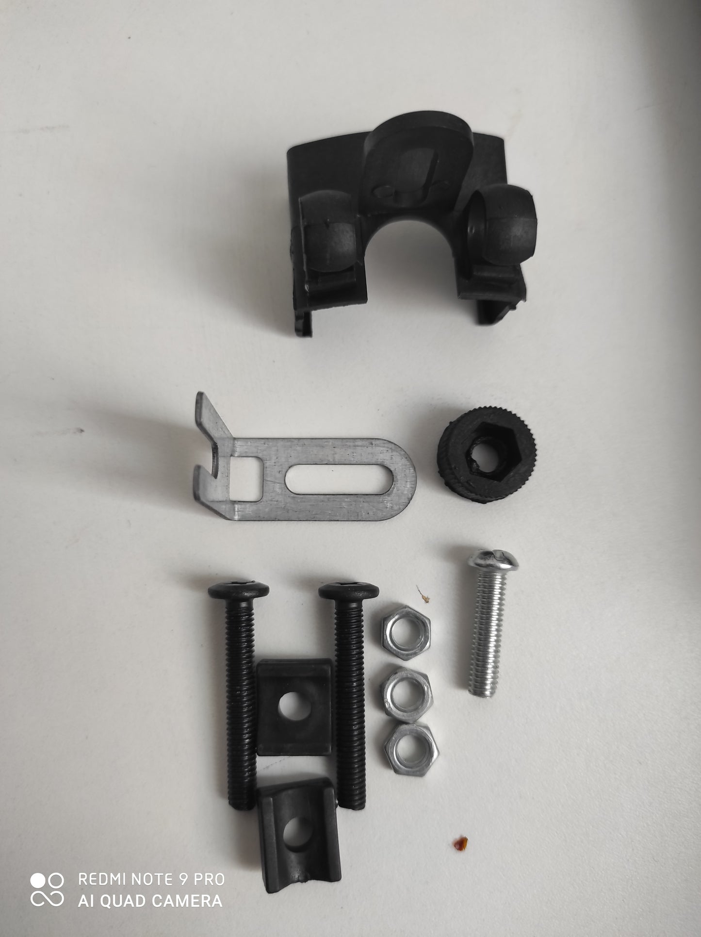 SALPICADERAS PLÁSTICAS ( DELANTERA Y TRASERA)